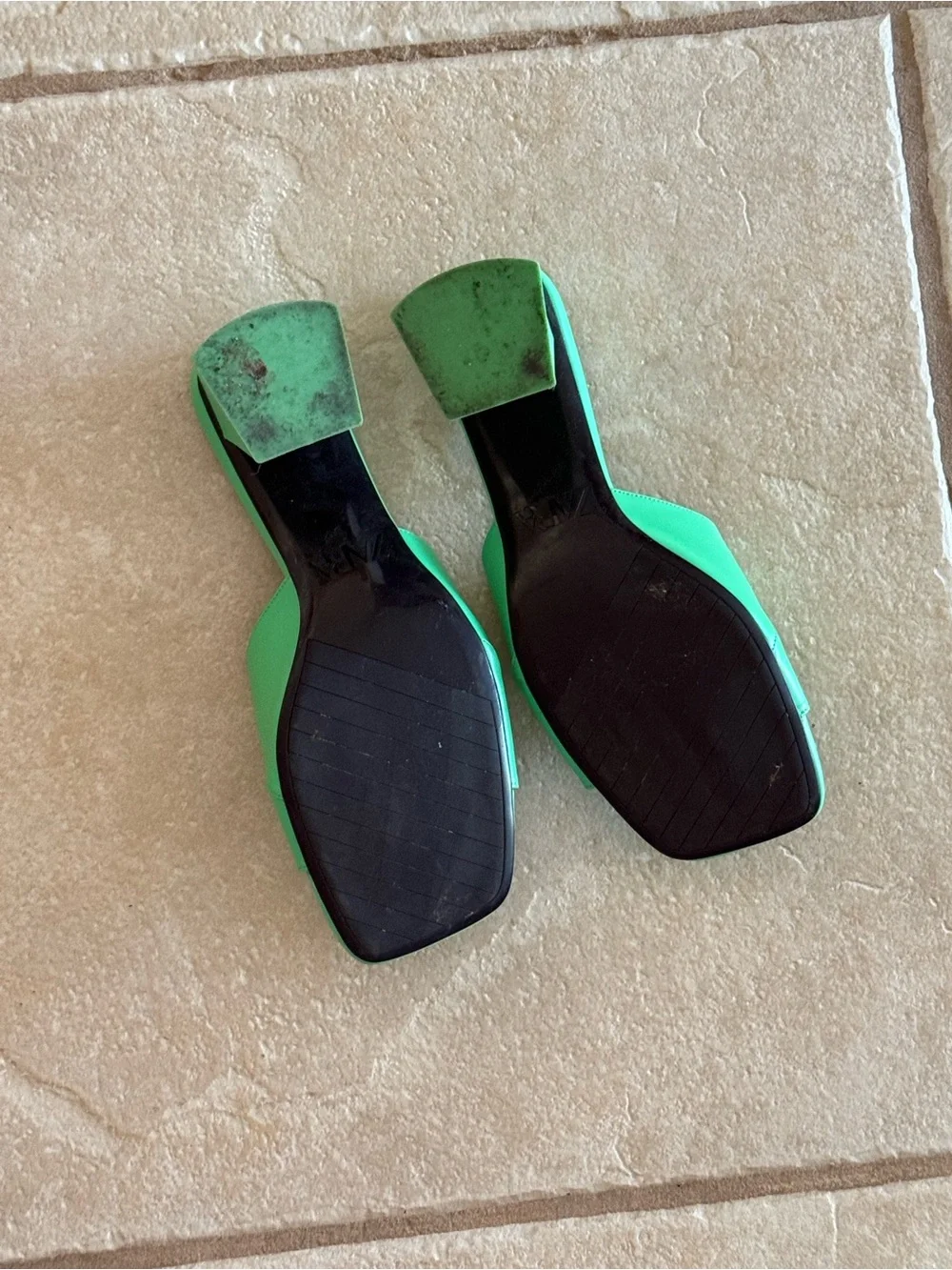Zara- Green Cross-Strap Slide Sandals - Women's